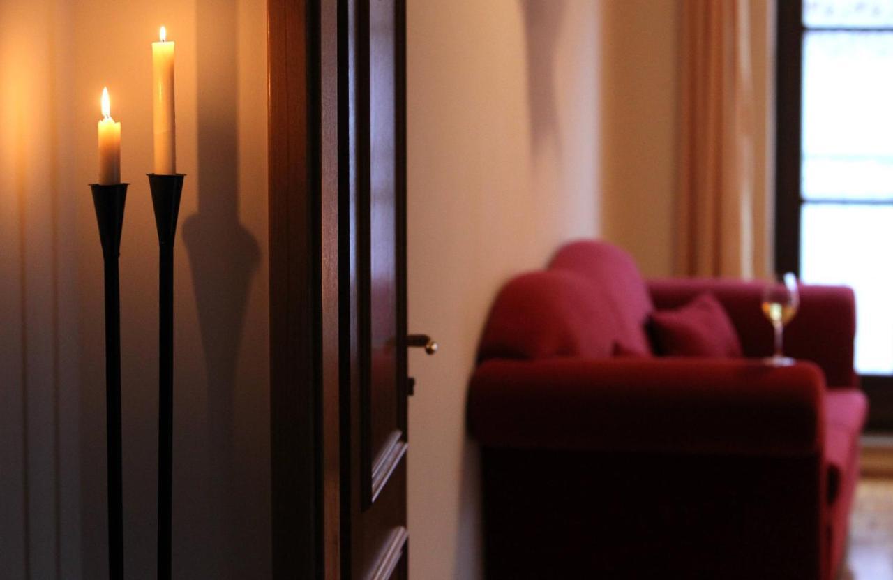 Weingut Schilling Hotel Seinsheim Ngoại thất bức ảnh